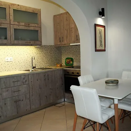 Holiday home Akron Theasis *